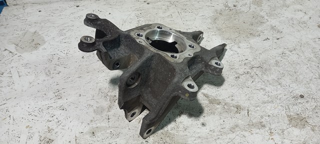 Цапфа поворотного кулака 104250700A TESLA