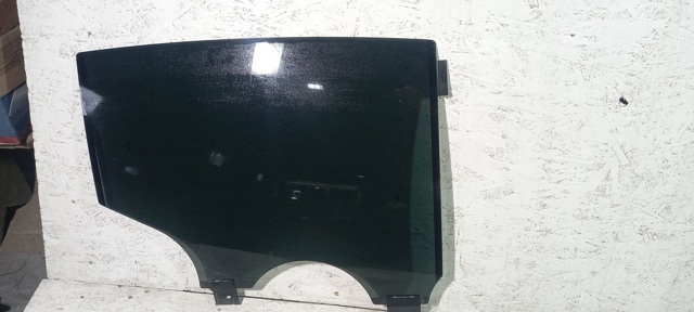Скло заднє праве 105271600D TESLA