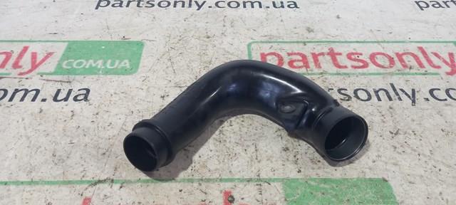 Патрубок повітряний, вхід в турбіну (наддув) 13717583727 BMW