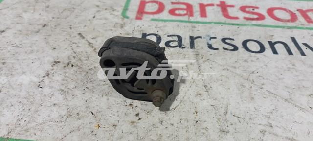 Кріплення глушника заднє 18302753085 BMW