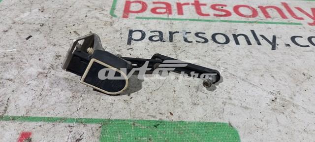 Датчик рівня положення кузова, передній 37146784075 BMW