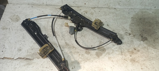 Склопідйомник передньої лівої двері 51337182131 BMW