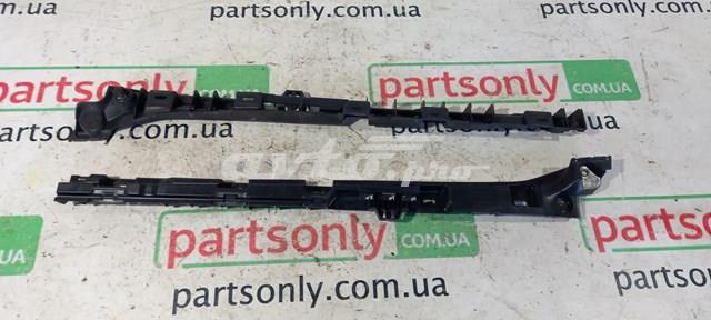 Кронштейн зовнішньої накладки лівого порога 51777204021 BMW