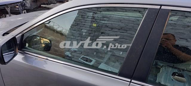Скло передніх дверей, лівою 61011AJ010 SUBARU