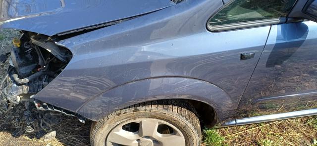 Бічна частина передня ліва 6101344 OPEL