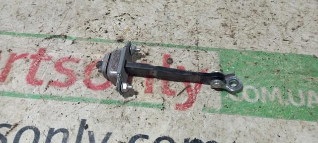 Обмежувач відкриття дверей, задній 62124AJ010 SUBARU