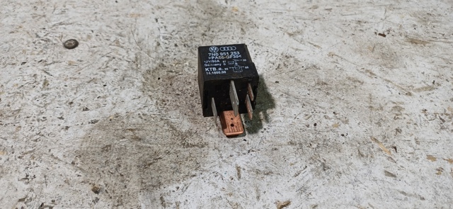 Реле поворотів 7N0951253 VAG