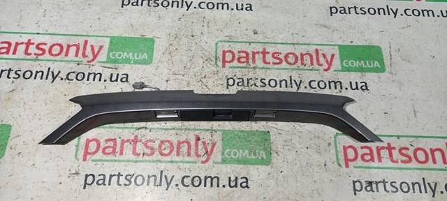Накладка двері багажника DS7Z5443400BA FORD