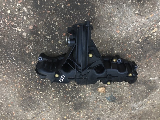 Колектор впускний 03L129711BA VAG