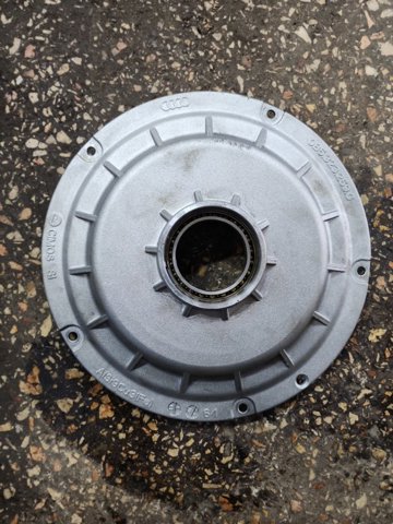 Заглушка задньої кришки КПП 0B5323259G VAG