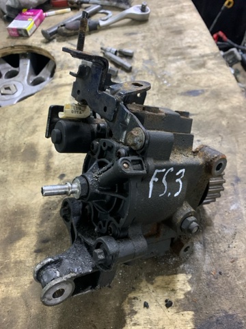 Насос паливний високого тиску (ПНВТ) - DIESEL Renault Megane 4