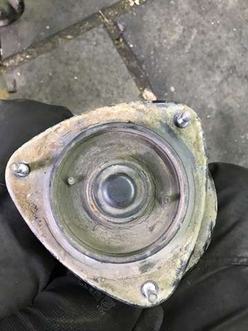 Опора стійки амортизатора переднього 20320FG011 SUBARU