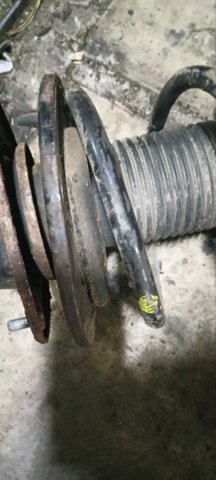 Опорна чаша передньої пружини, верхня 20323AG000 SUBARU
