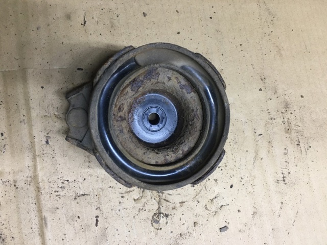 Опора амортизатора 20370FG012 SUBARU