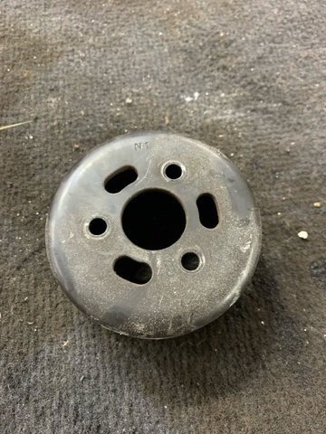 Шків водяного насоса 210511KT0A NISSAN