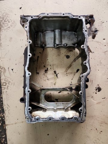 Піддон масляний картера двигуна, верхня частина 215102F000 HYUNDAI