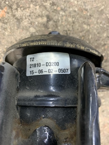 Права подушка двигуна 21810D3200 HYUNDAI