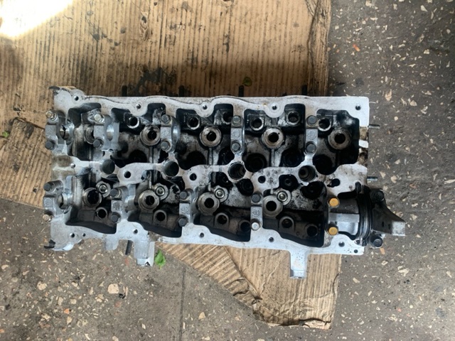 Головка блока циліндрів (ГБЦ) 221002A260 HYUNDAI