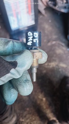Покажчик температури охолоджуючої рідини 22630AA230 SUBARU