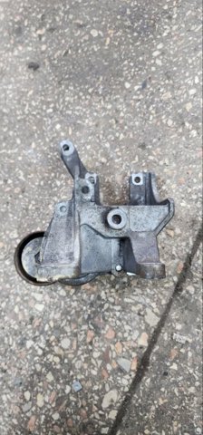 Натягувач приводного ременя 23769AA010 SUBARU