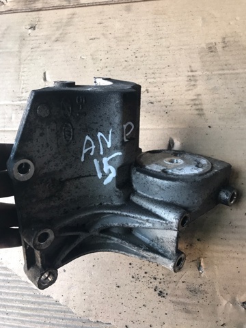 Кріплення насоса ГПК 252714A001 HYUNDAI