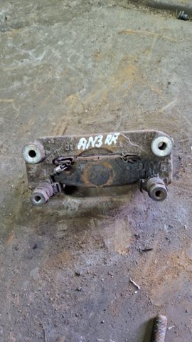 Скоба гальмівного заднього супорта 26625FG000 SUBARU