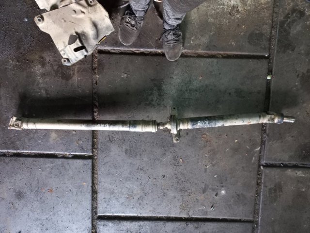 Вал карданний основний заднього моста 27111AG150 SUBARU