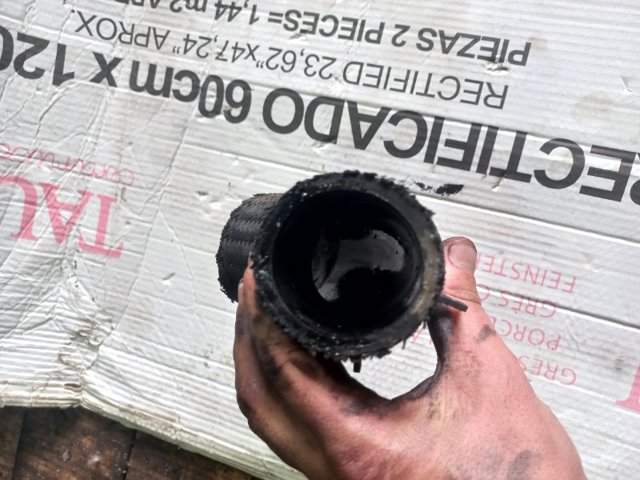 Патрубок дросельний 281724A420 HYUNDAI