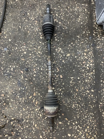 Вісь передня 28321SG010 SUBARU