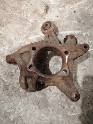 Цапфа - поворотний кулак задній, правий 28411SC001 SUBARU