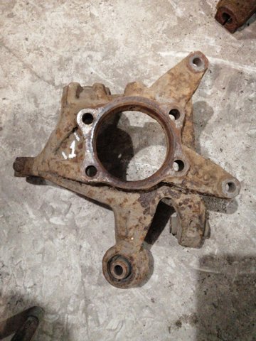 Цапфа поворотного кулака 28411SC011 SUBARU