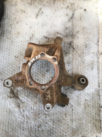 Цапфа поворотна права 28411SG001 SUBARU