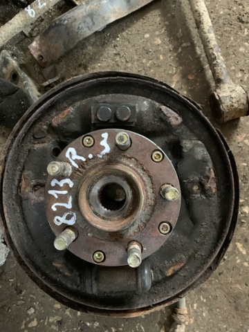 Цапфа поворотна права 28419FE001 SUBARU