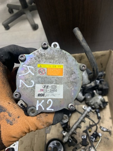 Насос вакуумний 288102A650 HYUNDAI