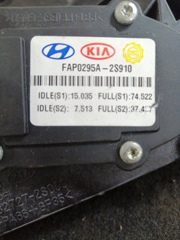 Педаль газу (акселератора) 327002S100 HYUNDAI