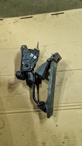 Педаль акселератора 327002W910 HYUNDAI