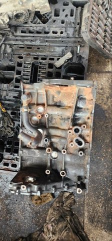 Блок двигуна 358F32FU00 HYUNDAI