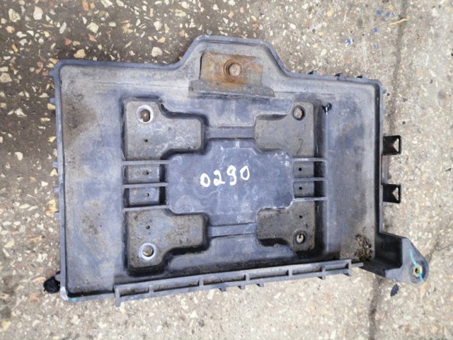 Піддон акумулятора(АКБ) 371502B100 HYUNDAI
