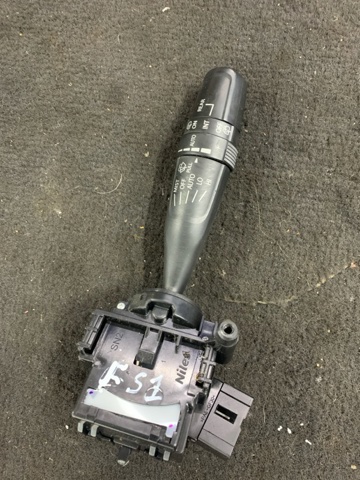 Перемикач підрульовий, правий 3731068L20 SUZUKI