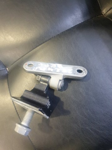 Петля передніх дверей, правою 41517259592 BMW