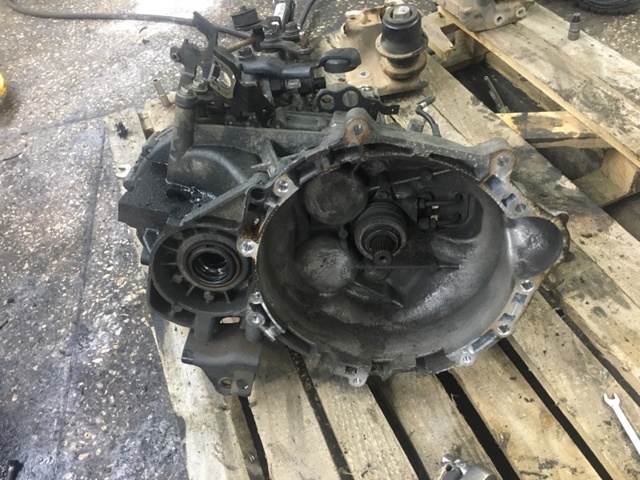 КПП в зборі 4300024930 HYUNDAI