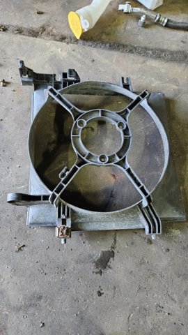 Дифузор (кожух) радіатора охолодження 45122AG000 SUBARU