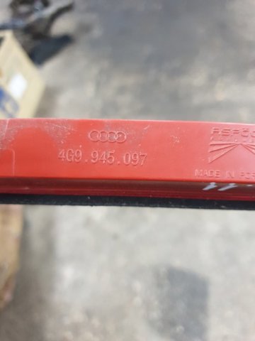 Задні стопи 4G9945097 VAG
