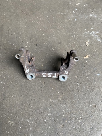 Скоба гальмівного заднього супорта 5181351 FORD