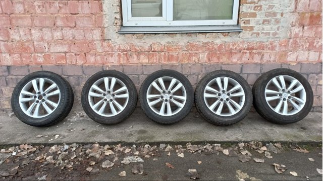 Диски колісні литі (легкосплавні, титанові) 529102S300 HYUNDAI