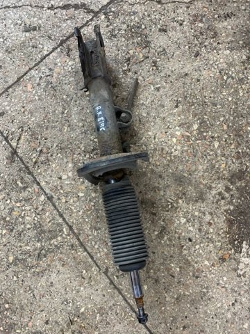 Амортизатор передньої підвіски 546602P500 HYUNDAI