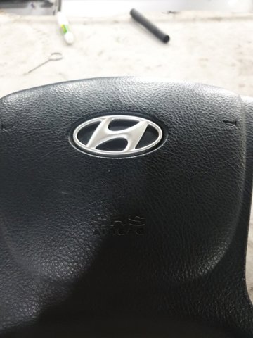 Подушка в кермі 569002B010WK HYUNDAI
