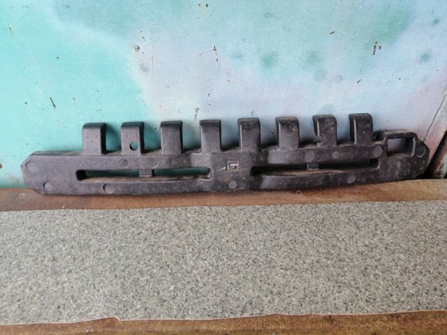 Абсорбер (наповнювач) бампера заднього 57705XA04A SUBARU