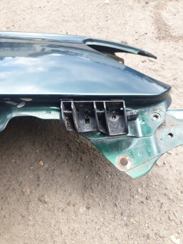 Кронштейн бампера переднього, зовнішній правий 57707AG110 SUBARU