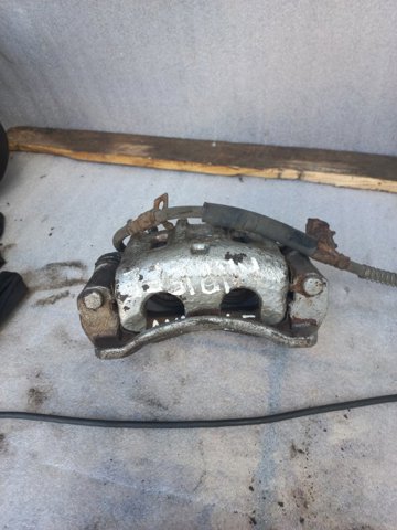 Супорт тормзной 581103E600 HYUNDAI